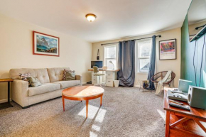 2 Mi to Downtown Minneapolis Apt with Shared Yard